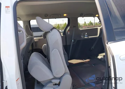 2017 Toyota Sienna Le 8 Passenger из США, поврежденный, VIN 5TDKZ3DC4HS868015